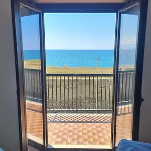 Fronte Mare, Parcheggio Privato, Wi-fi, Lavatrice Appartamento
